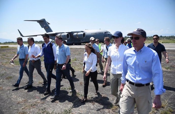 Avión militar con ayuda humanitaria de EEUU para Venezuela en Cúcuta, Colombia