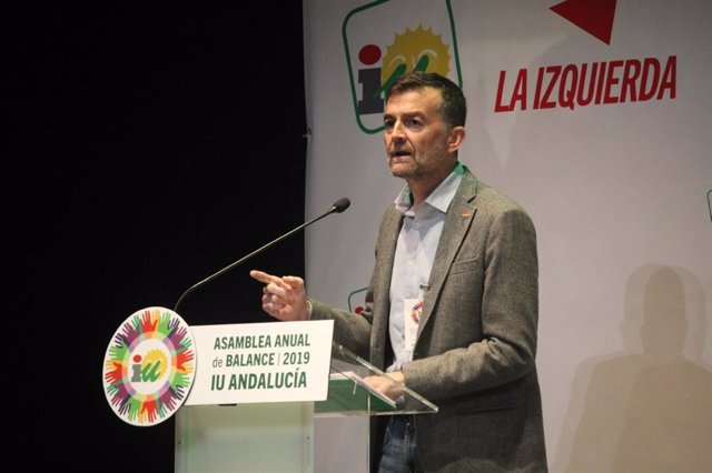 El coordinador general de IU Andalucía, Antonio Maíllo