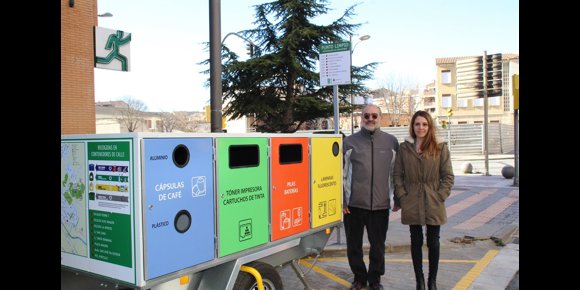 2. El Ayuntamiento de Barbastro fomenta el reciclaje de residuos con la puesta en marcha de un punto limpio móvil