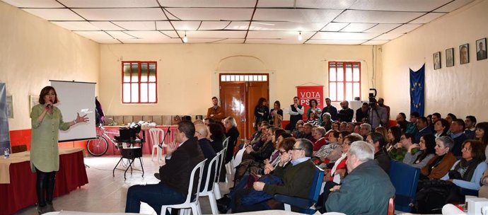 La portavoz del PSOE en las Cortes de C-LM, Blanca Fernández