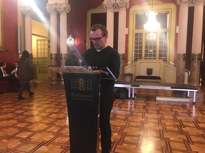 El diputado del Grupo Mixto, Salvador Aguilera