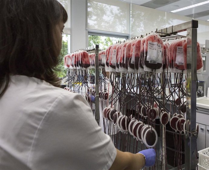 Donaciones de sangre, reservas de sangre
