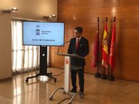 Ayuntamiento Murcia:"No tenemos intención de hacer coincidir propaganda con engalanamiento de la ciudad en fiestas"