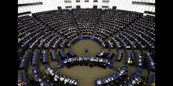 1. PSOE, primera fuerza en las europeas con 16 escaños y VOX entraría en la Eurocámara con 6, según primeros sondeos