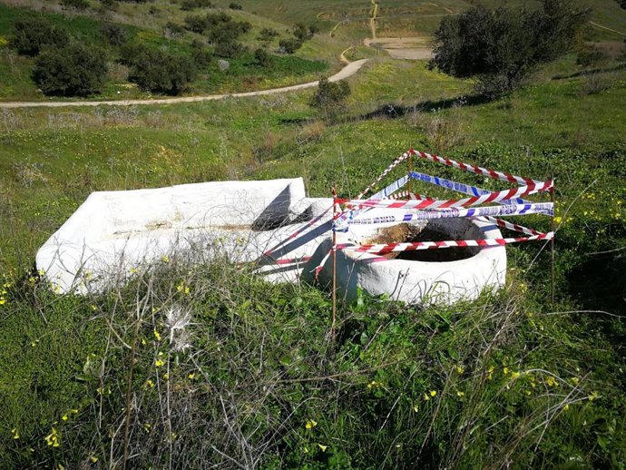 Uno de los pozos identificados por la Policía de Castilleja de Guzmán