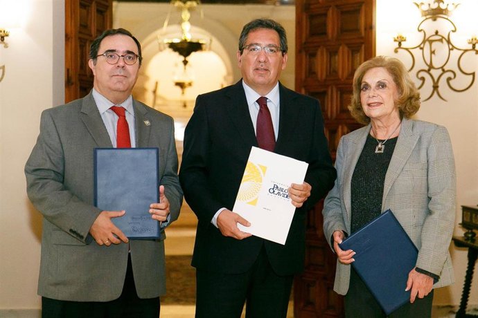Fundación Cajasol mantiene su comprimo y colaboración con la UPO