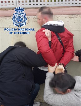 [Grupocanarias] La Policía Nacional Detiene En Barcelona A Un Latitanti Condenad