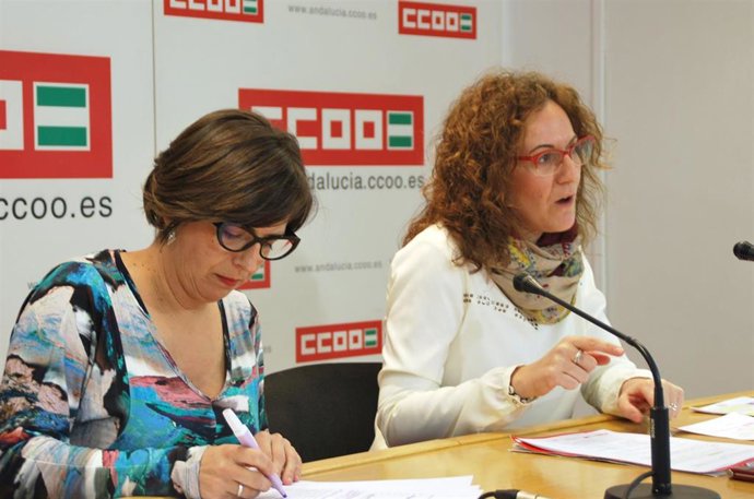 Nuria López y Yolanda Carrasco en rueda de prensa