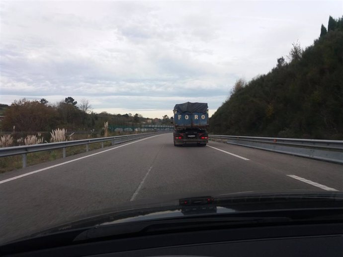 Camión en Asturias, carreteras asturianas, DGT, tráfico