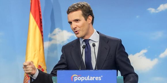 6. La comisión de universidades no llama finalmente a comparecer a Cifuentes y Casado, tras la oposición de PP y PSOE