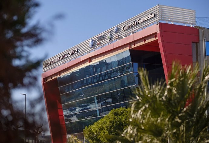 Volkswagen Financial Services inaugura sus nuevas instalaciones en Barcelona, co