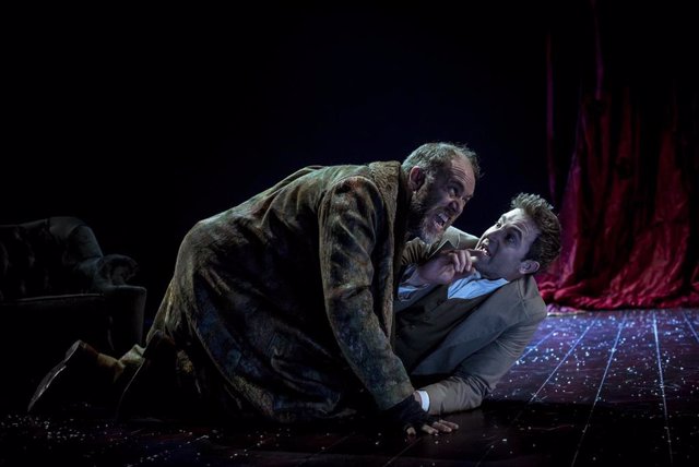 El Teatro María Guerrero estrena 'El idiota' de Dostoievski