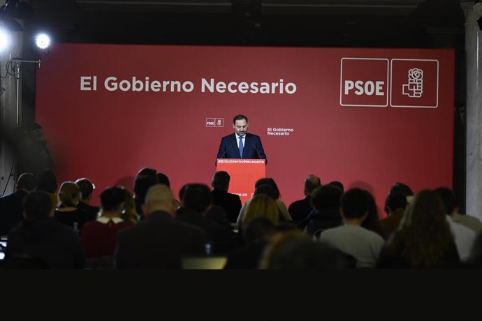 Reunión de la Ejecutiva Federal del PSOE para planificar la campaña de las gener