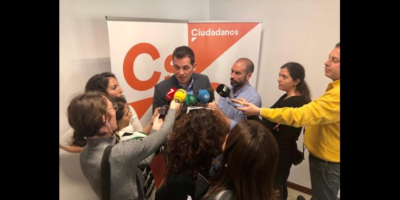 10. Cs culpa a De la Torre de la ruptura del acuerdo con el PP en Málaga y no descarta una moción de censura