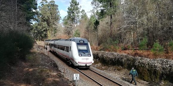 4. Muere arrollado por un tren un hombre de 66 años en Catoira (Pontevedra)