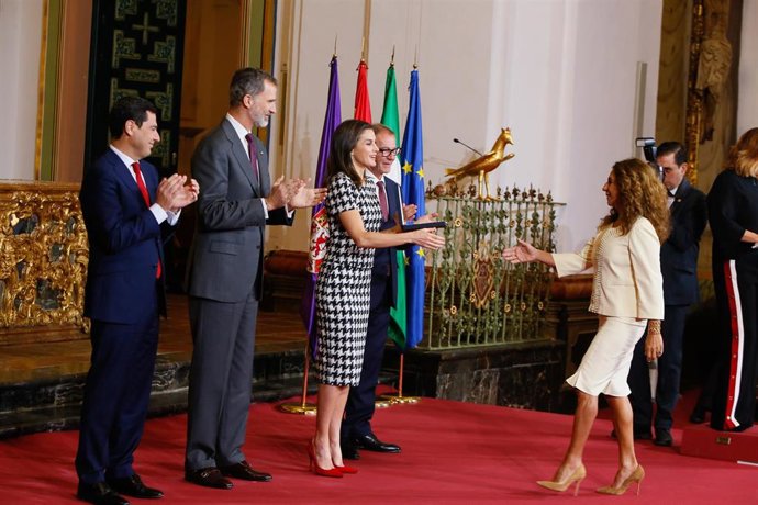 Los Reyes de España, Felipe VI y Letizia Ortiz, presiden la entrega de los Premi