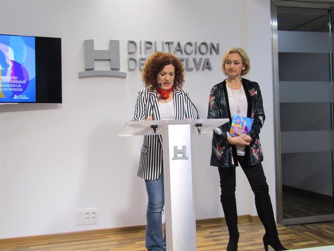 La Vicepresidenta De La Diputación, María Eugenia Limón, Y La Autora De La Guía