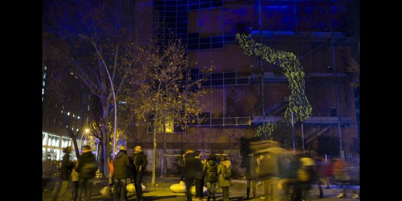 4. Alumnos de la UIC ganan el Premi Llum BCN con la propuesta 'Verd botella'