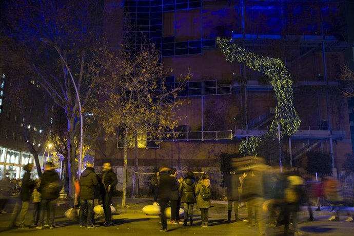 15/02/19 Llum BCN. Escoles. Verd Boltella