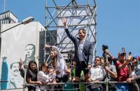 Guaidó alude a la "injusta" detención de Leopoldo López como un ejemplo de "resistencia" frente a Maduro