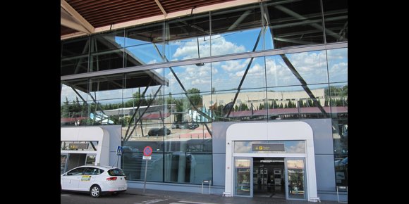 10. Analizan las oportunidades logísticas de los aeropuertos aragoneses