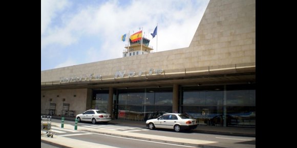 1. El Gobierno de Canarias avala el cambio de nombre del aeropuerto Tenerife Norte