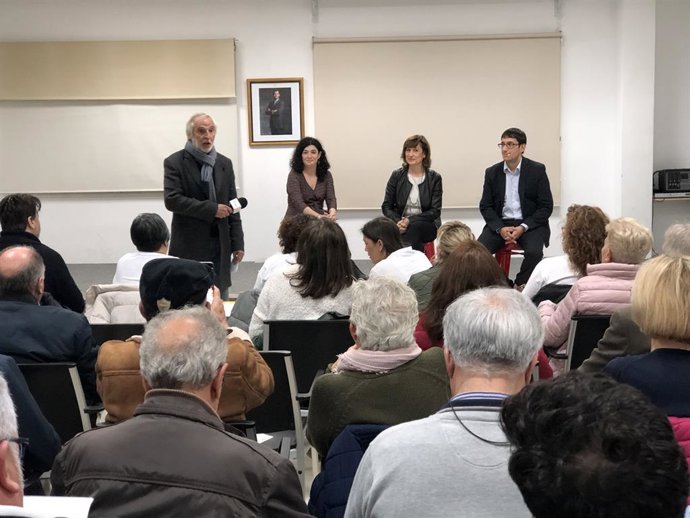 La secretria d'Estat d'Ocupació, Yolanda  Valdeolivas, i el coordinador de la 