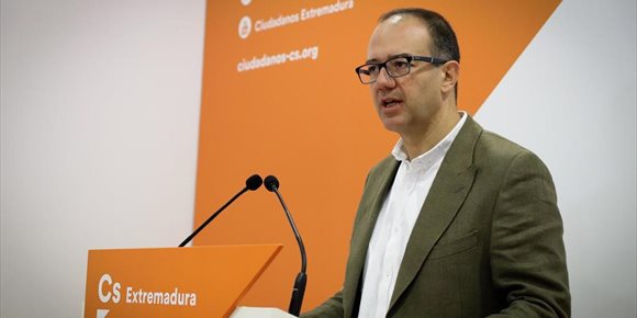 4. Cayetano Polo se presenta a las primarias para encabezar la lista de Ciudadanos a la Presidencia de la Junta