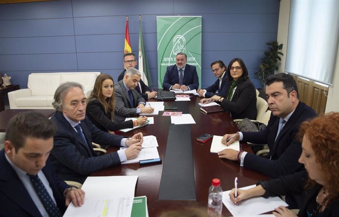 Primera reunión del equipo de delegados de la Junta en Granada