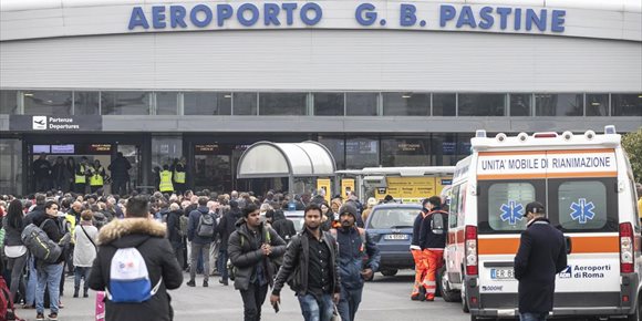 2. Incendio en el aeropuerto de Roma: evacuados y vuelos cancelados