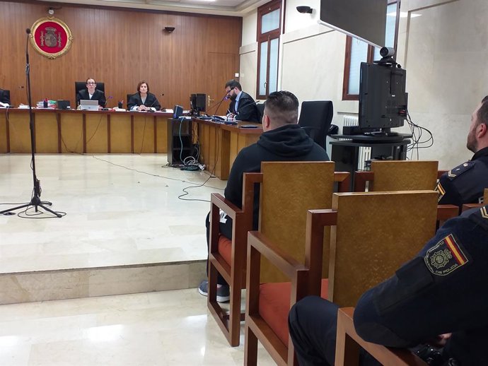 L'acusat d'incendiar l'habitatge d'un conegut a Menorca