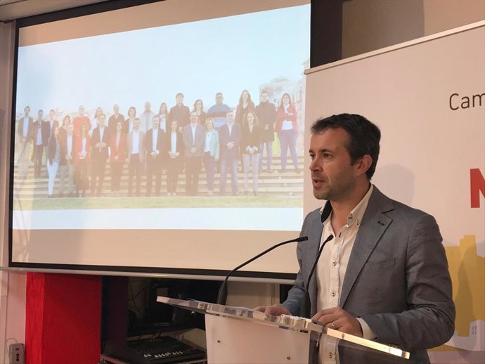 Julio Millán presenta la candidatura del PSOE de Jaén a las elecciones municipal