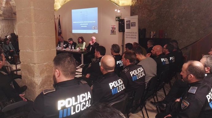 Imagen de archivo de un acto del programa Policía Tutor de Baleares