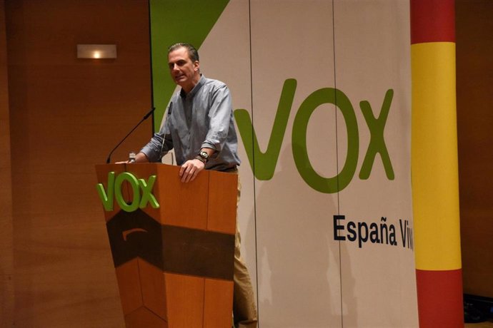 Acto de Vox en el Palacio Euskalduna (Bilbao) con el presidente del partido, San