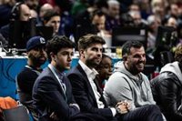 Piqué: "Menos mal que el Real Madrid no tiene más secciones"