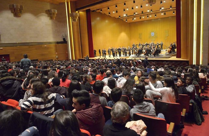 La Real Filharmonía de Galicia acerca a los niños el espectáculo 'Pangea' junto 