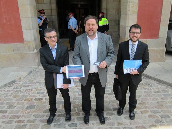 J.M.Jové, el vpte.Oriol Junqueras i P.Aragons