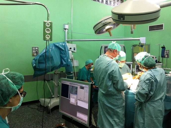 Nota Y Foto Neurocirugia Materno