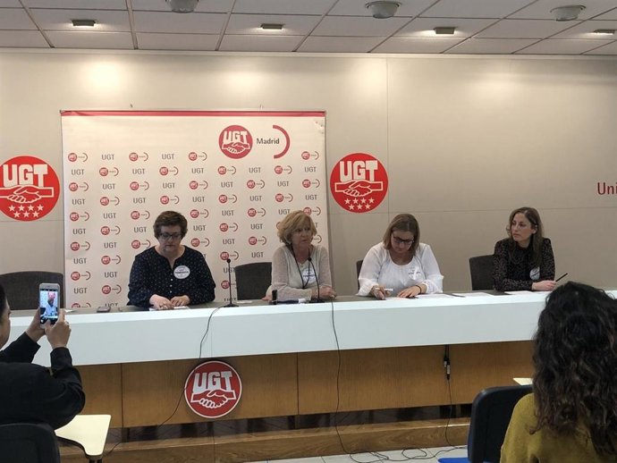 Las mujeres madrileñas cobran un 26,66% menos que los hombres y sus pensiones so