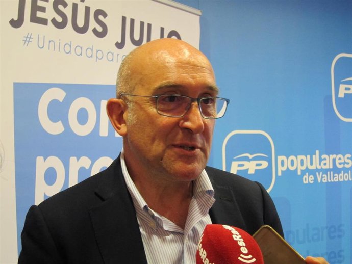                                Jesús Julio Carnero