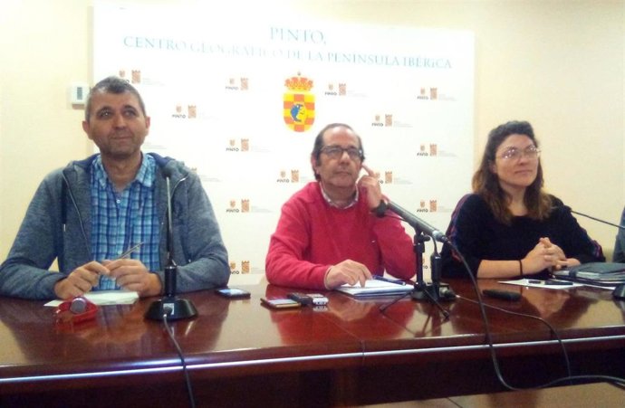 El alcalde de Pinto, Rafael Sánchez, ofrece una rueda de prensa tras ser citado 