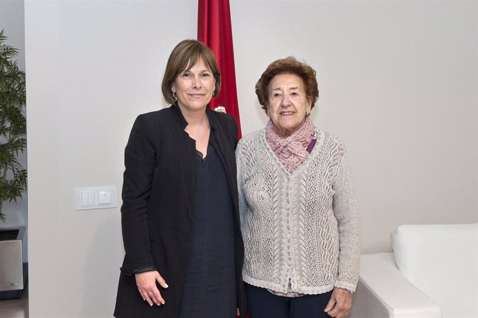 Uxue Barkos y Lucía Odria Larrión.