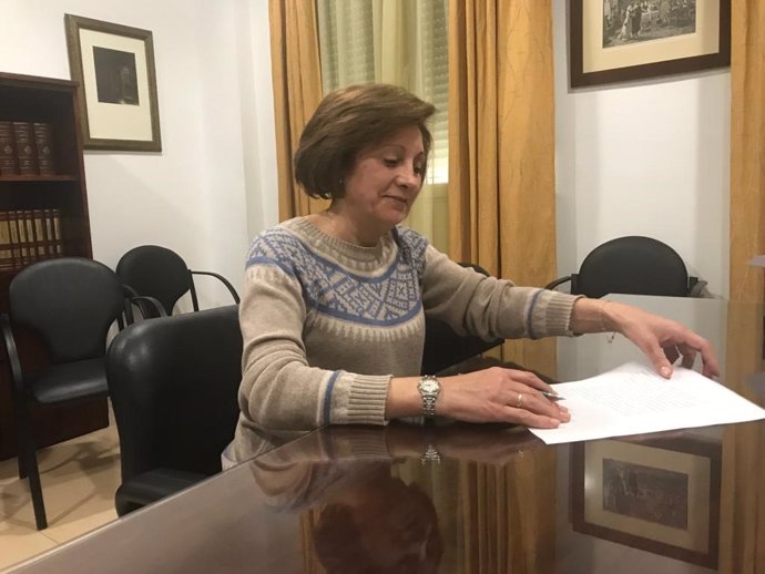 María Del Carmen Alcalá, Nueva Senadora Del PP En Sustitución De La Delegada De 