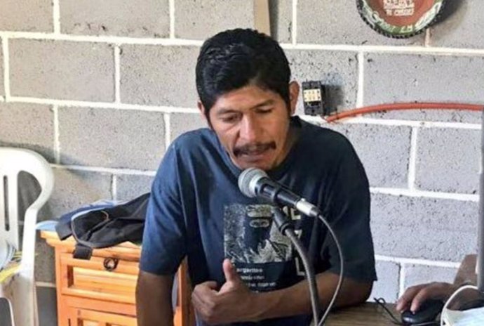 Asesinan a un activista mexicano dos días antes de la consulta ciudadana sobre u