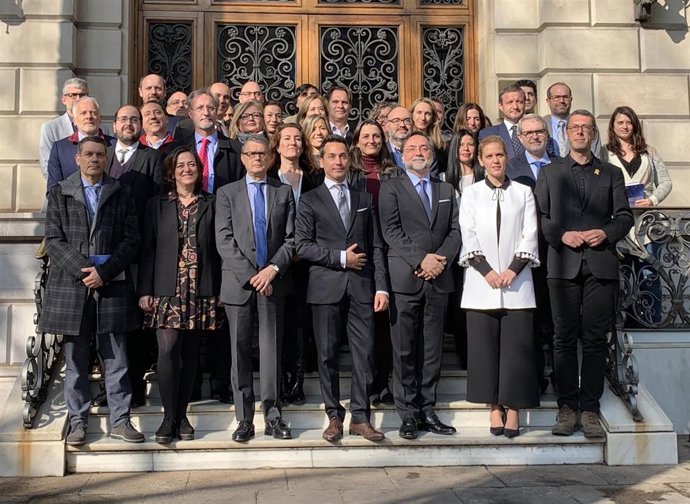 Los promotores de la 'Carta de Barcelona por los Derechos de la Ciudadanía' en e