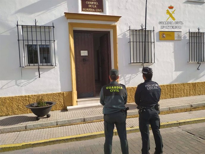 Detenidos dos varones tras robar en una finca en Villalba del Alcor (Huelva)