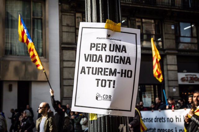 Manifestació estudiantil a Barcelona amb motiu de la vaga general 