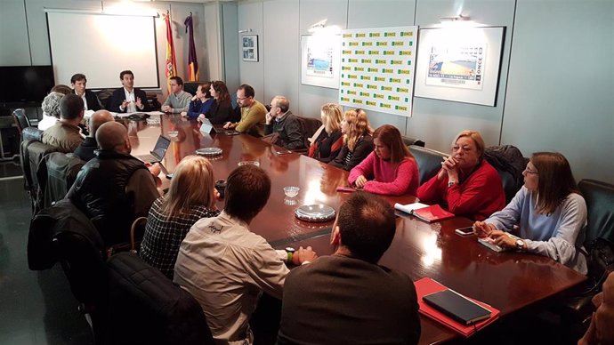 Reunión del presidente del PP en Baleares, Biel Company, con representantes del 