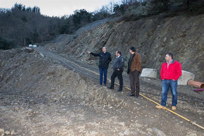 El consejero Mazón en Camaleño