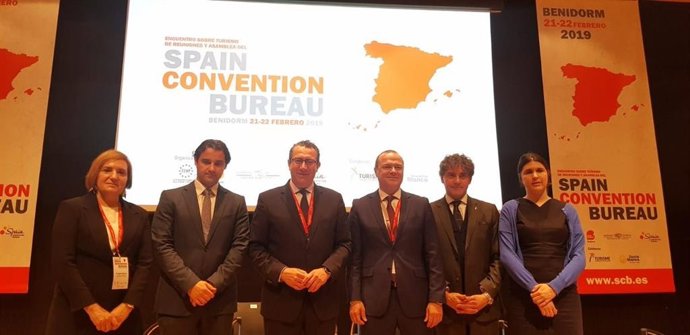 La Generalitat destaca el potencial de Benidorm para el turismo de congresos y s